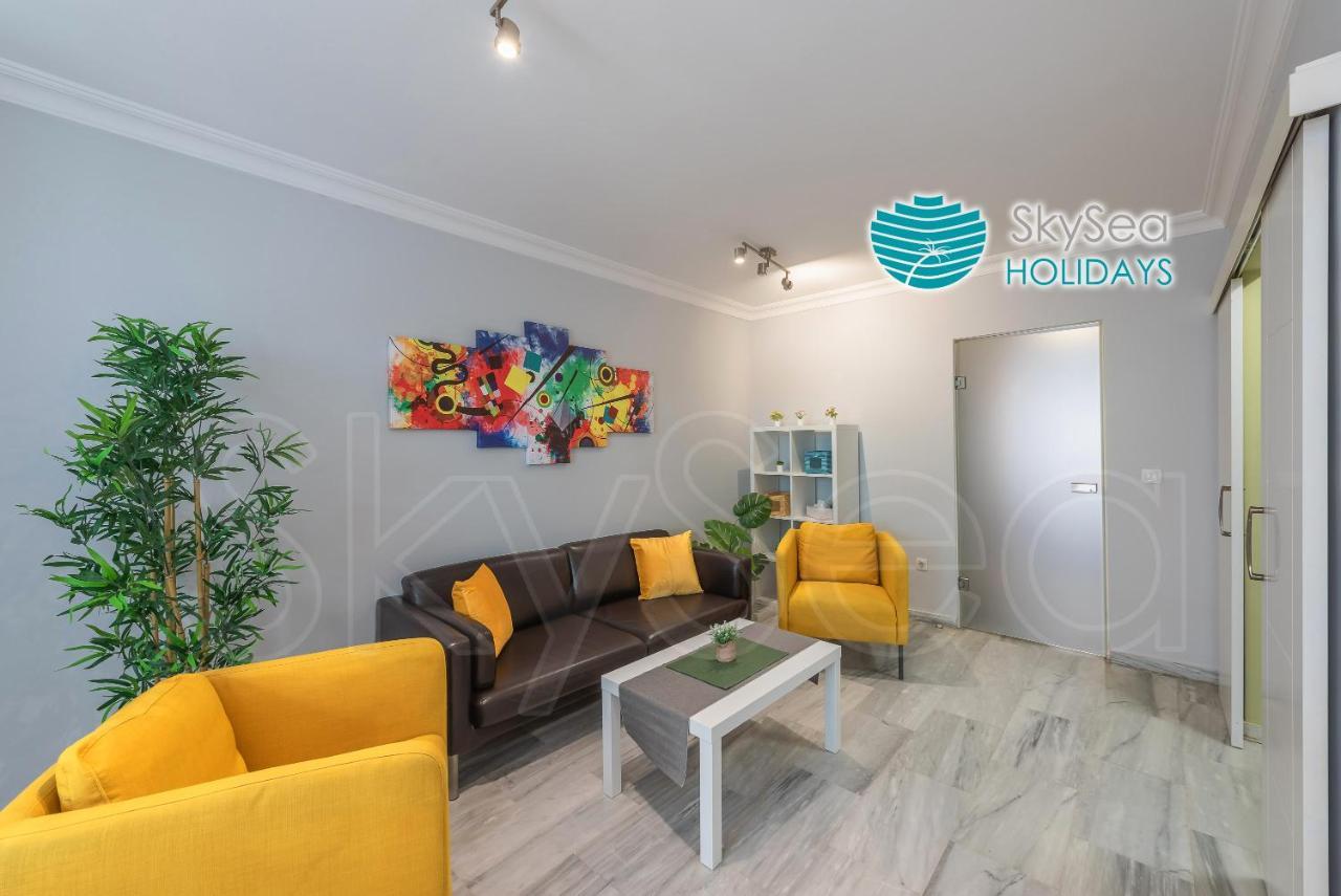 Sky Sea Holidays Malaga Turquesa Exterior photo